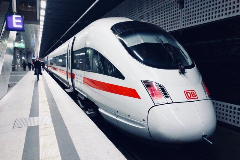 Train From Nuremberg To Frankfurt Airport